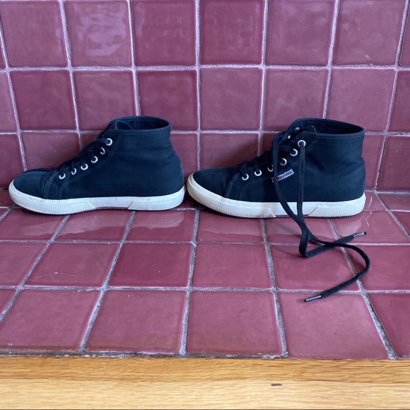 Navy Superga high tops - size 7 - Picture 3 of 5